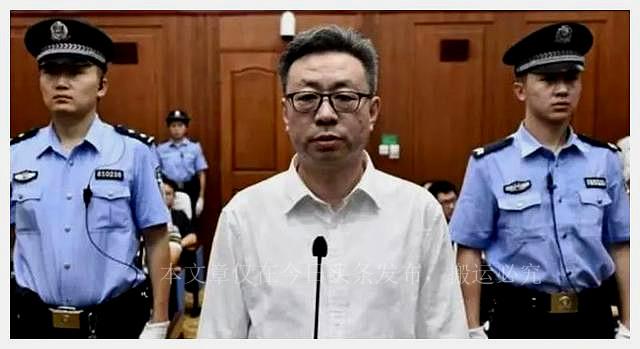 翡翠最新资讯，翡翠之光照亮人生之路，学习变化提升自信成就梦想