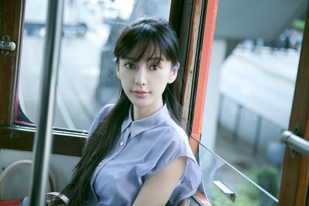 时代背景下的网络现象，最新美女直播热潮