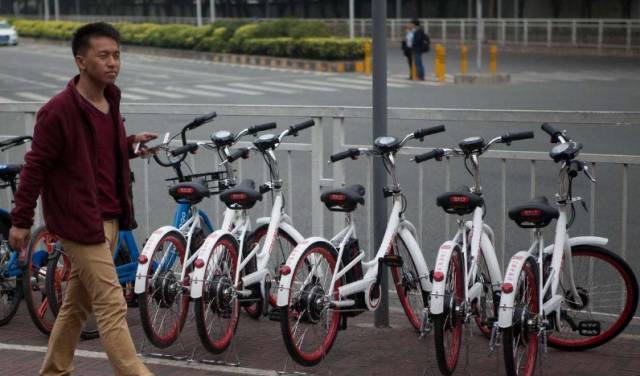 共享单车新规实施，科技重塑城市出行，智能骑行新时代开启
