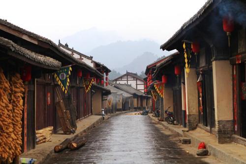 华阳最新楼盘探秘，隐藏宝藏与独特小巷小店指南